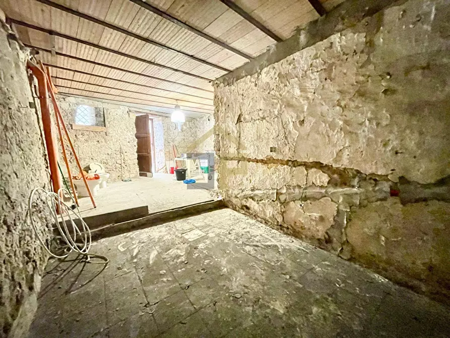 Immagine 8 di Magazzino in vendita  in VIcolo tarzana 3 a Palermo