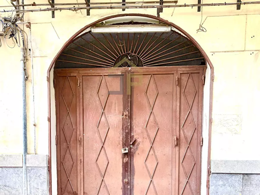 Immagine 8 di Magazzino in vendita  a Palermo