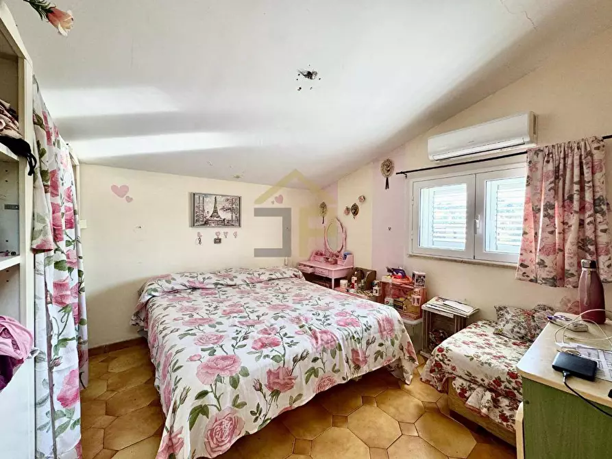 Immagine 16 di Appartamento in vendita  in Via Riccardo Guastella a Capaci