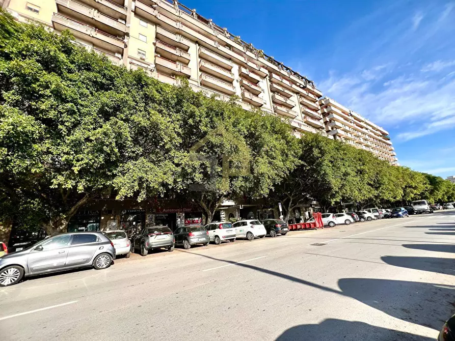 Immagine 22 di Appartamento in vendita  in VIA DELL'AUTONOMIA SICILIANA 70 a Palermo