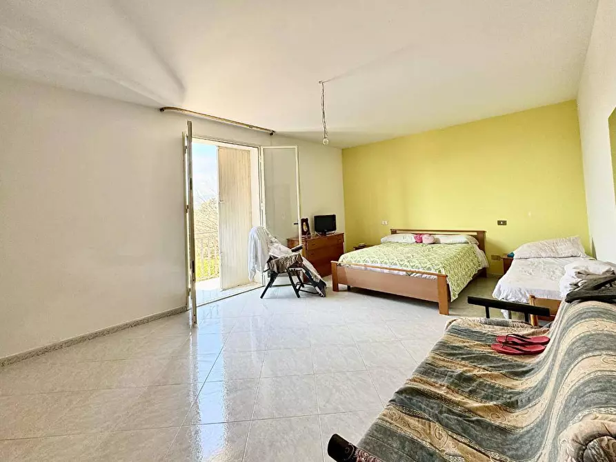 Immagine 2 di Villa in vendita  in Contrada Bosco falconeria a Partinico