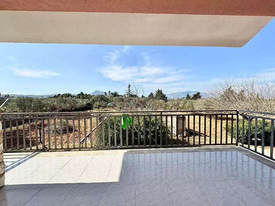 Immagine 7 di Villa in vendita  in Contrada Bosco falconeria a Partinico