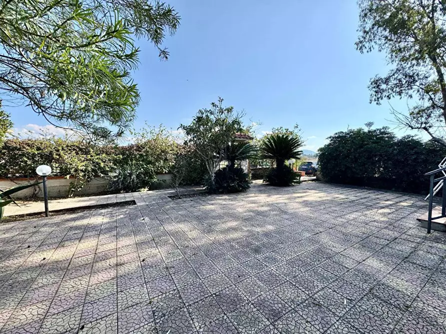 Immagine 13 di Villa in vendita  in Contrada Bosco falconeria a Partinico