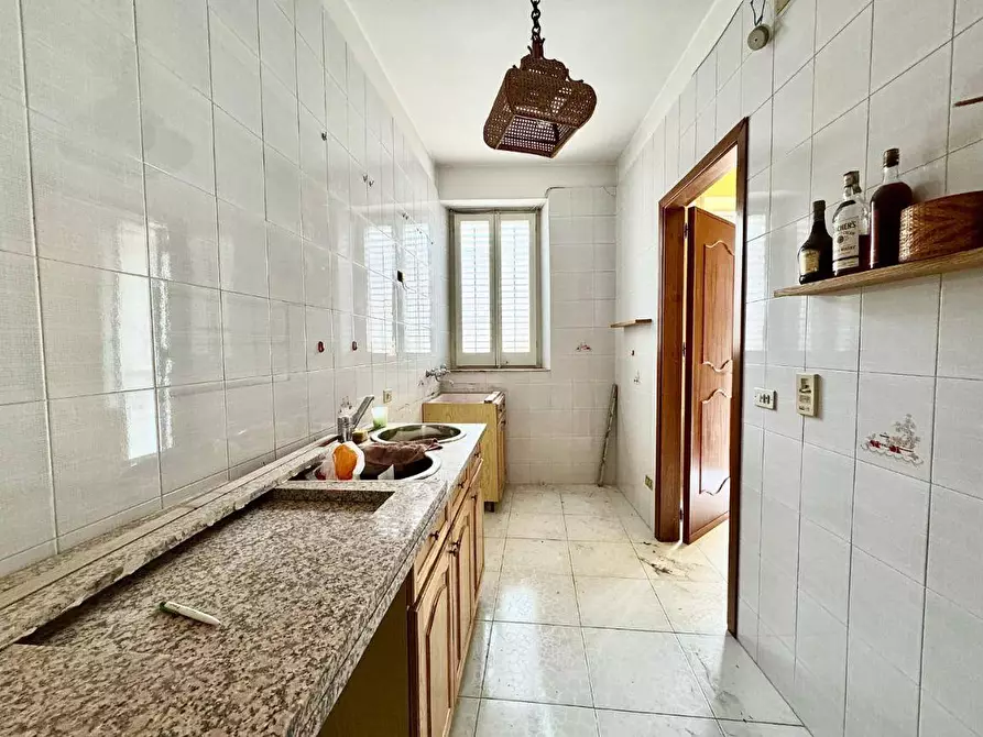 Immagine 9 di Appartamento in vendita  in dell'Avvenire 40 a Partinico