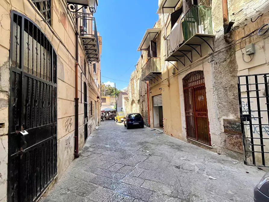 Immagine 9 di Appartamento in vendita  in via del Bosco 65 a Palermo