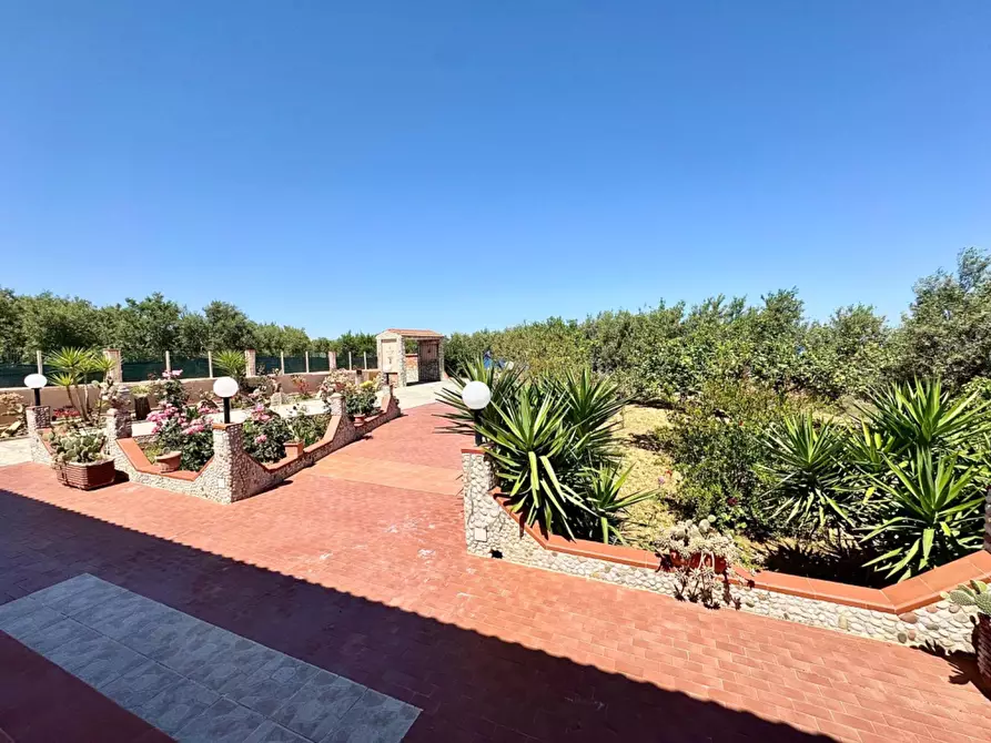 Immagine 11 di Villa in vendita  in Contrada Colonna snc a Capaci