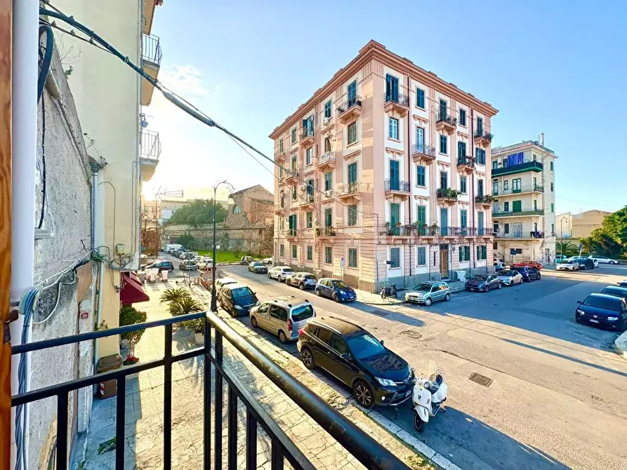 Immagine 3 di Palazzo in vendita  in Gaetano Filangeri 16 a Palermo