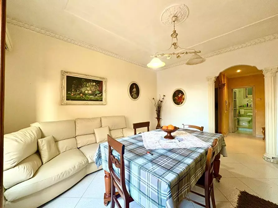 Immagine 9 di Palazzo in vendita  in Gaetano Filangeri 16 a Palermo