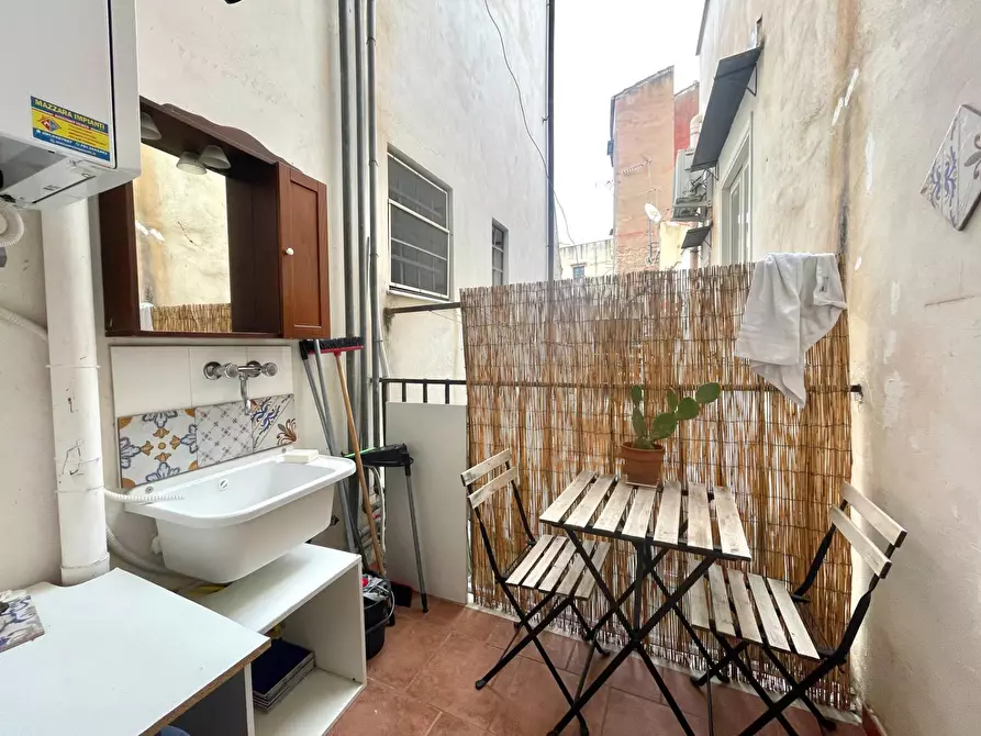 Immagine 8 di Appartamento in vendita  in Vicolo Mezzojuoso 3 a Palermo