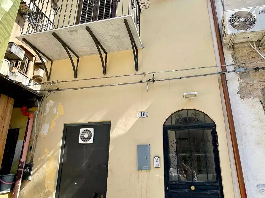 Immagine 1 di Palazzo in vendita  in via Ritiro San Pietro 16 a Palermo