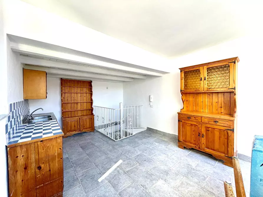 Immagine 10 di Palazzo in vendita  in via Ritiro San Pietro 16 a Palermo