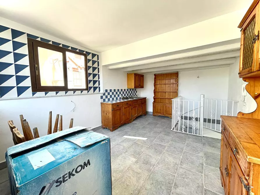 Immagine 11 di Palazzo in vendita  in via Ritiro San Pietro 16 a Palermo