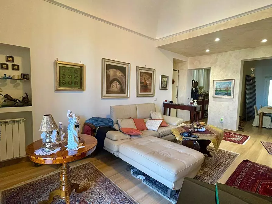 Immagine 8 di Appartamento in vendita  in Piazza Scaffa 20 a Palermo