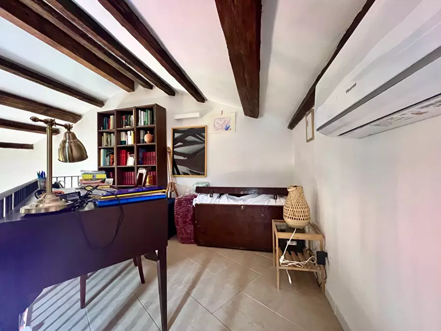 Immagine 1 di Appartamento in vendita  in Via Beati Paoli 13 a Palermo