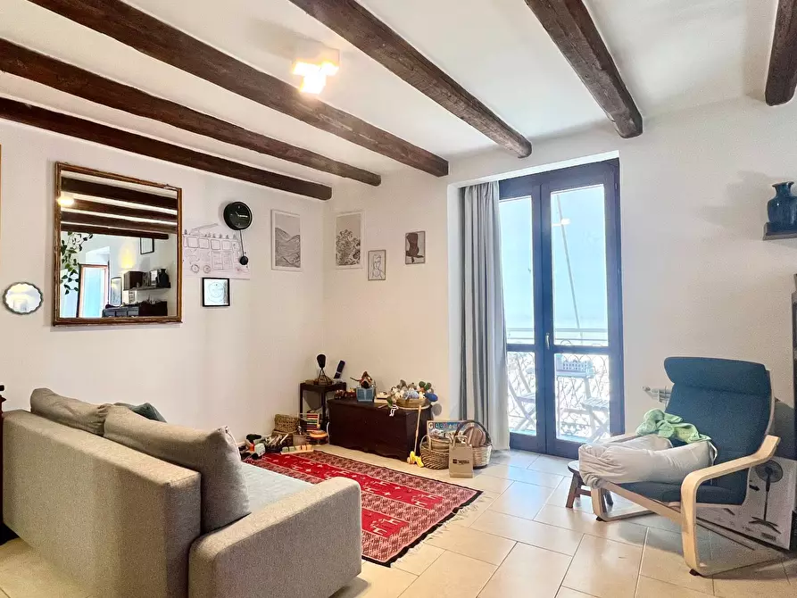 Immagine 4 di Appartamento in vendita  in Via Beati Paoli 13 a Palermo