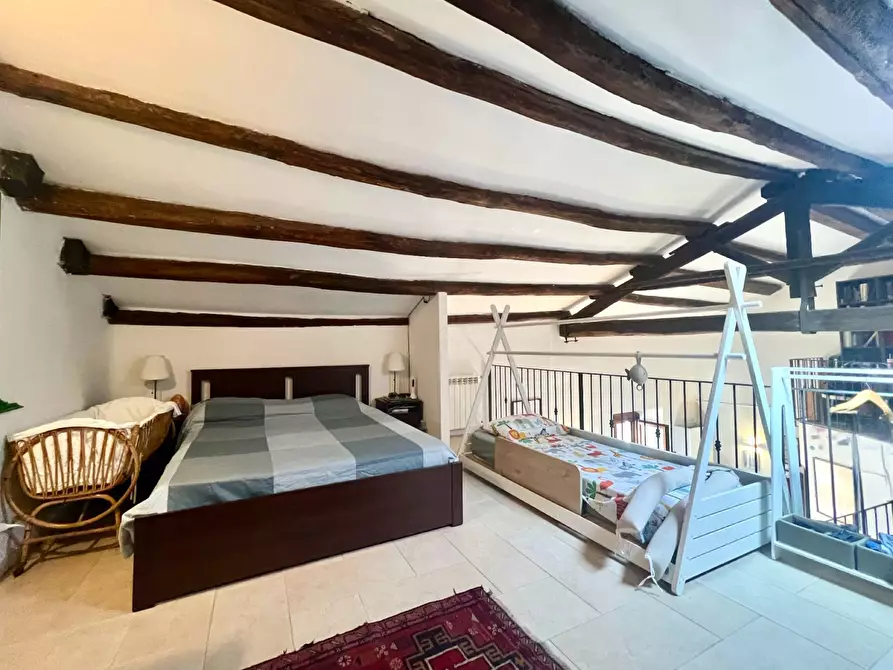 Immagine 10 di Appartamento in vendita  in Via Beati Paoli 13 a Palermo