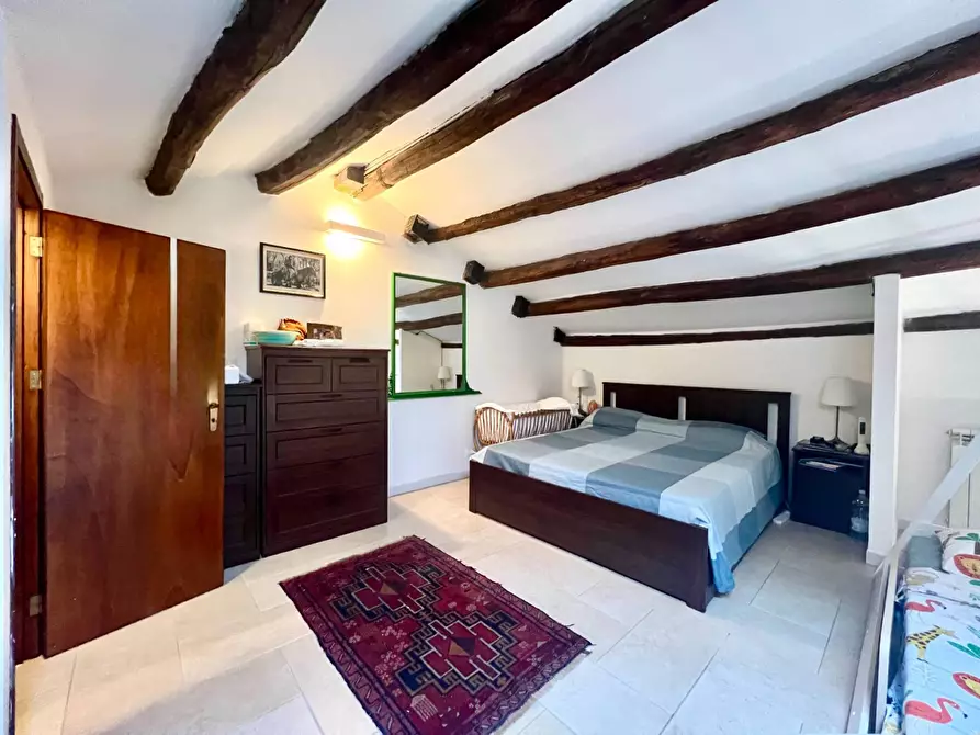 Immagine 11 di Appartamento in vendita  in Via Beati Paoli 13 a Palermo