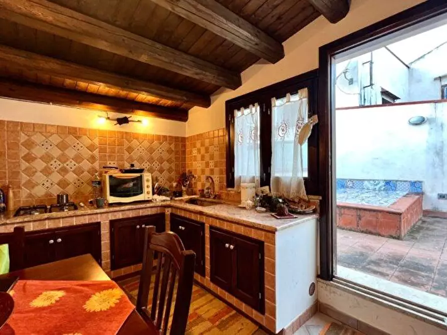 Immagine 14 di Appartamento in vendita  in Principe di San Giuseppe 11 a Palermo