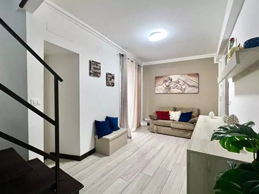 Immagine 10 di Appartamento in vendita  in Via della Loggia 3 a Palermo