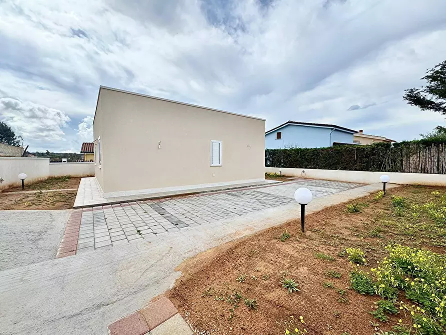 Immagine 2 di Villa in vendita  in Contrada Colonna a Trappeto