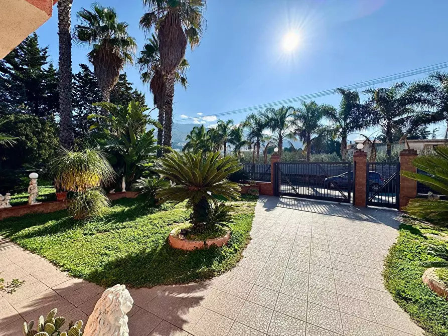 Immagine 5 di Villa in vendita  in Corsitti 11 a Borgetto