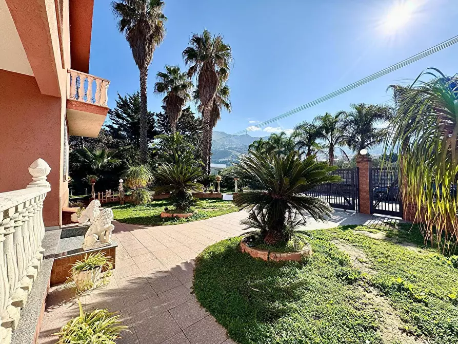 Immagine 18 di Villa in vendita  in Corsitti 11 a Borgetto