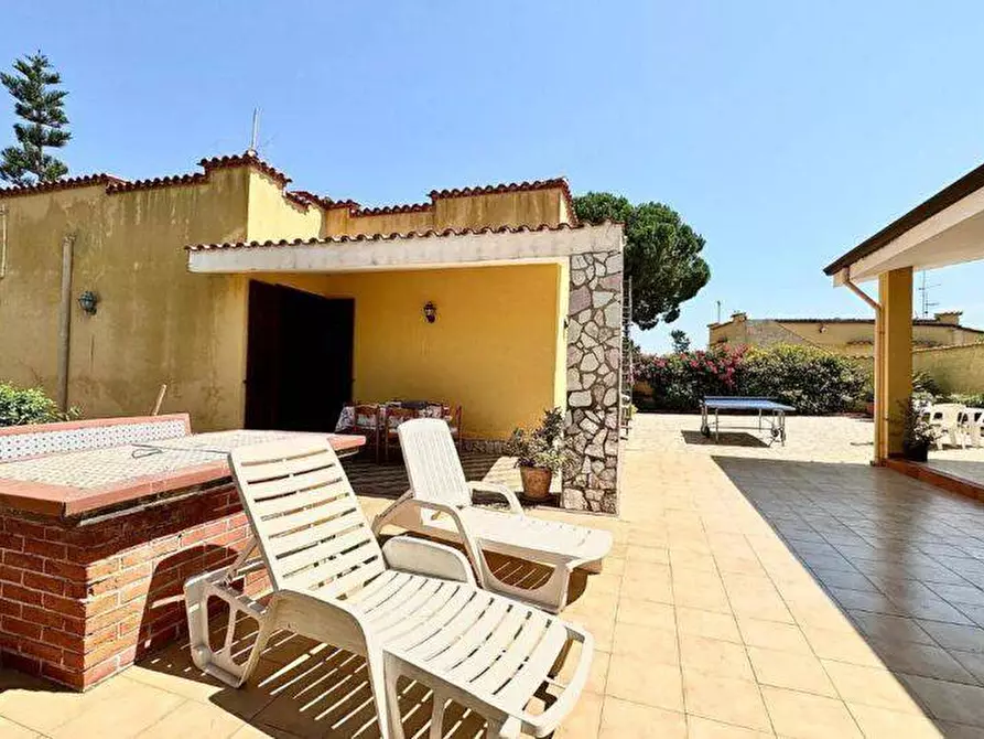 Immagine 5 di Villa in vendita  in Bosco Falconeria snc a Partinico