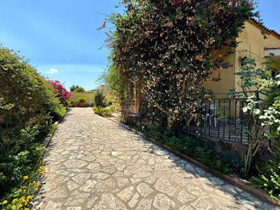 Immagine 9 di Villa in vendita  in Bosco Falconeria snc a Partinico