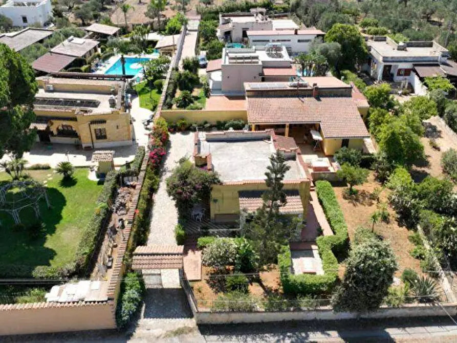 Immagine 22 di Villa in vendita  in Bosco Falconeria snc a Partinico