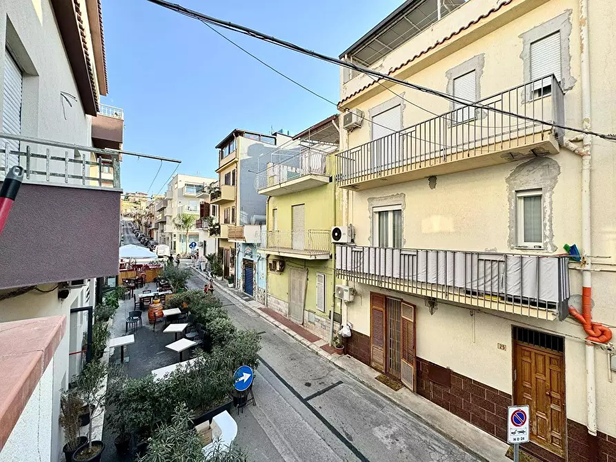 Immagine 15 di Casa indipendente in vendita  in G. Meli 12 a Balestrate