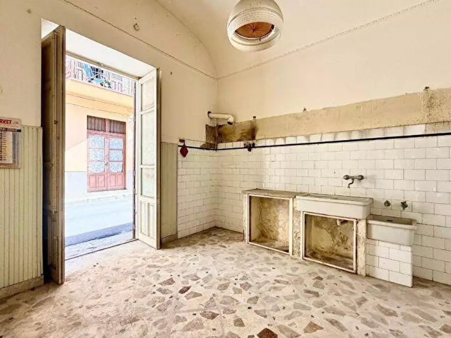 Immagine 13 di Casa indipendente in vendita  in Via Antonino Giannola Magistrato 1 a Partinico