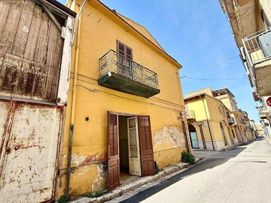 Immagine 3 di Casa indipendente in vendita  in Via Antonino Giannola Magistrato 1 a Partinico