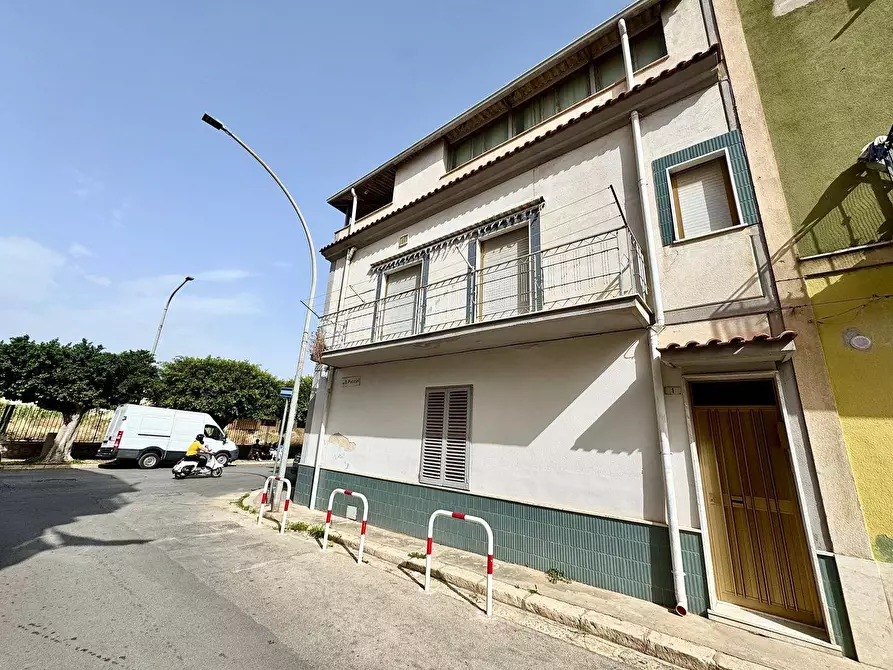 Immagine 3 di Casa indipendente in vendita  in Giacomo Puccini 1 a Partinico