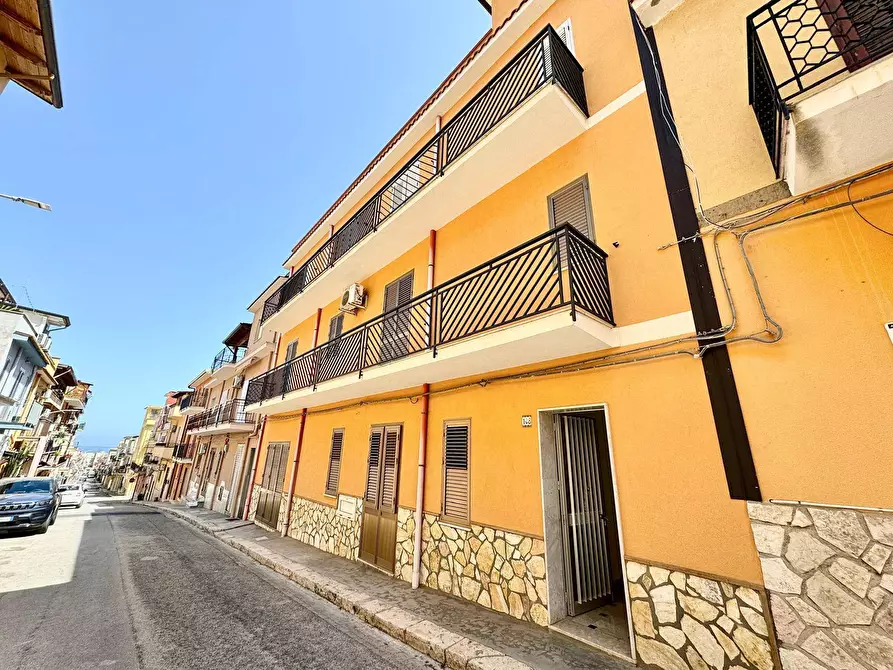 Immagine 3 di Casa indipendente in vendita  in Via Galileo Galilei 106-108 a Balestrate