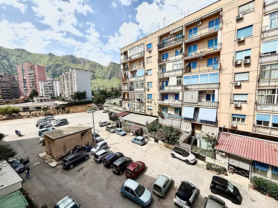 Immagine 15 di Appartamento in vendita  in Via Spinone 3 a Palermo