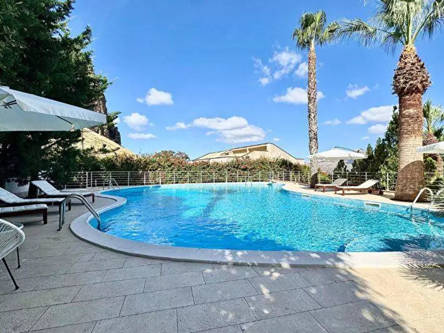 Immagine 30 di Casa semindipendente in vendita  in Contrada Ramo a Partinico