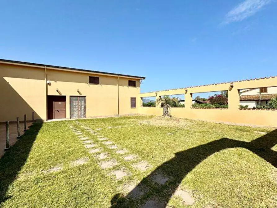 Immagine 6 di Villa in vendita  in Bosco Falconeria a Partinico