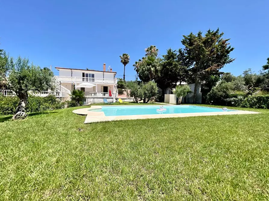 Immagine 7 di Villa in vendita  in Contrada Settepani a Balestrate