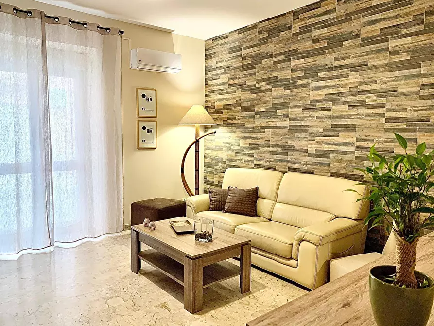 Immagine 1 di Casa indipendente in affitto  a Balestrate