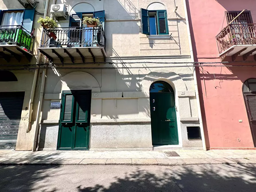 Immagine 2 di Appartamento in vendita  in Corso Dei Mille 421 a Palermo