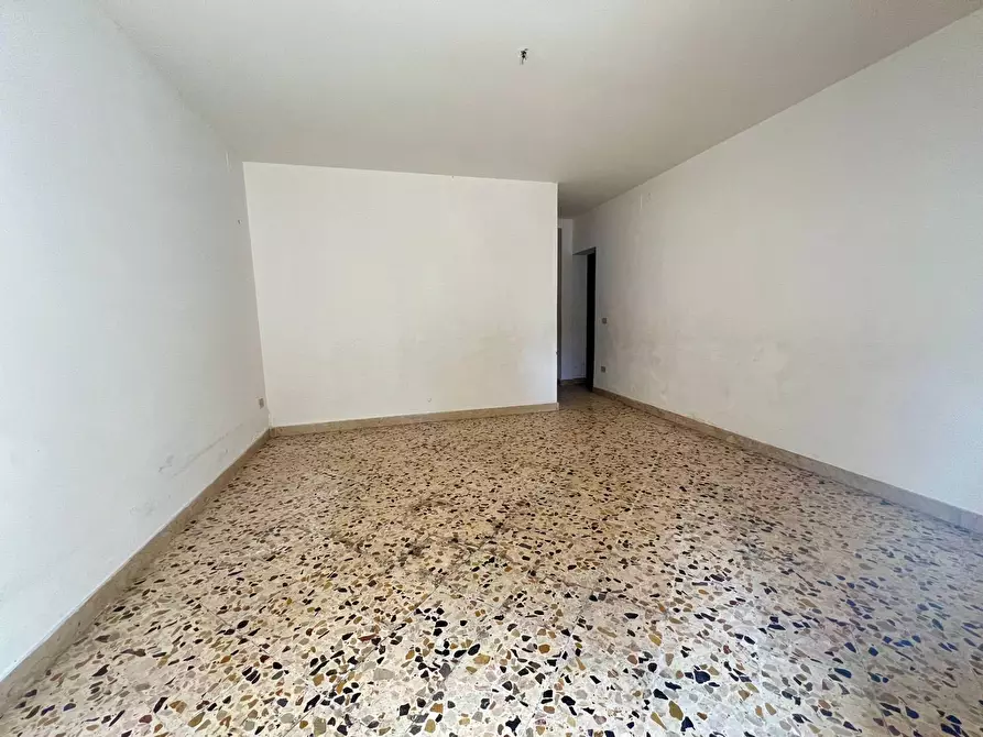 Immagine 3 di Appartamento in vendita  in Corso Dei Mille 421 a Palermo