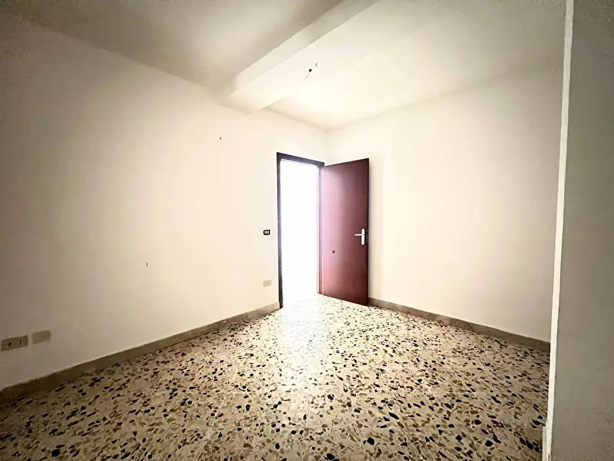 Immagine 7 di Appartamento in vendita  in Corso Dei Mille 421 a Palermo