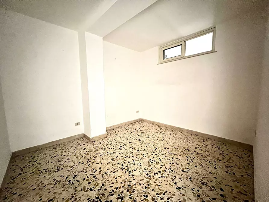 Immagine 8 di Appartamento in vendita  in Corso Dei Mille 421 a Palermo