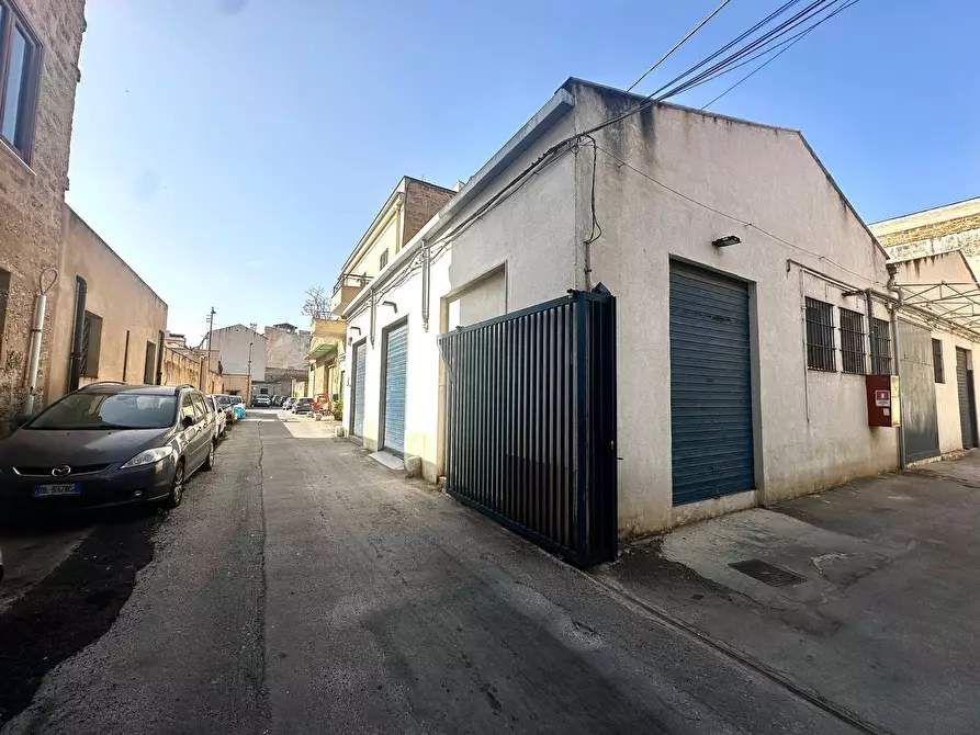 Immagine 4 di Appartamento in vendita  in via Giuseppe Garibaldi 41 a Palermo