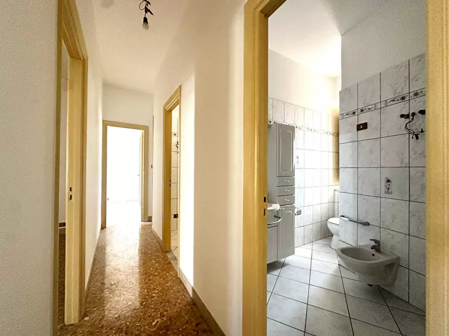 Immagine 18 di Appartamento in vendita  in via Giuseppe Garibaldi 41 a Palermo