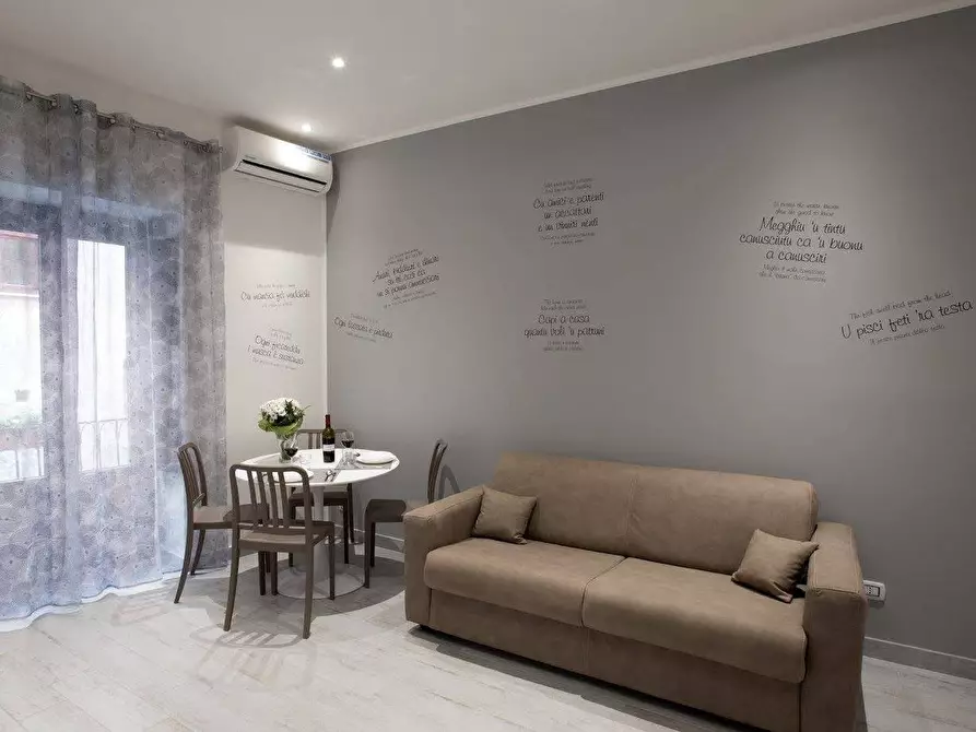 Immagine 1 di Appartamento in vendita  in Vicolo Palmentieri 12 a Palermo