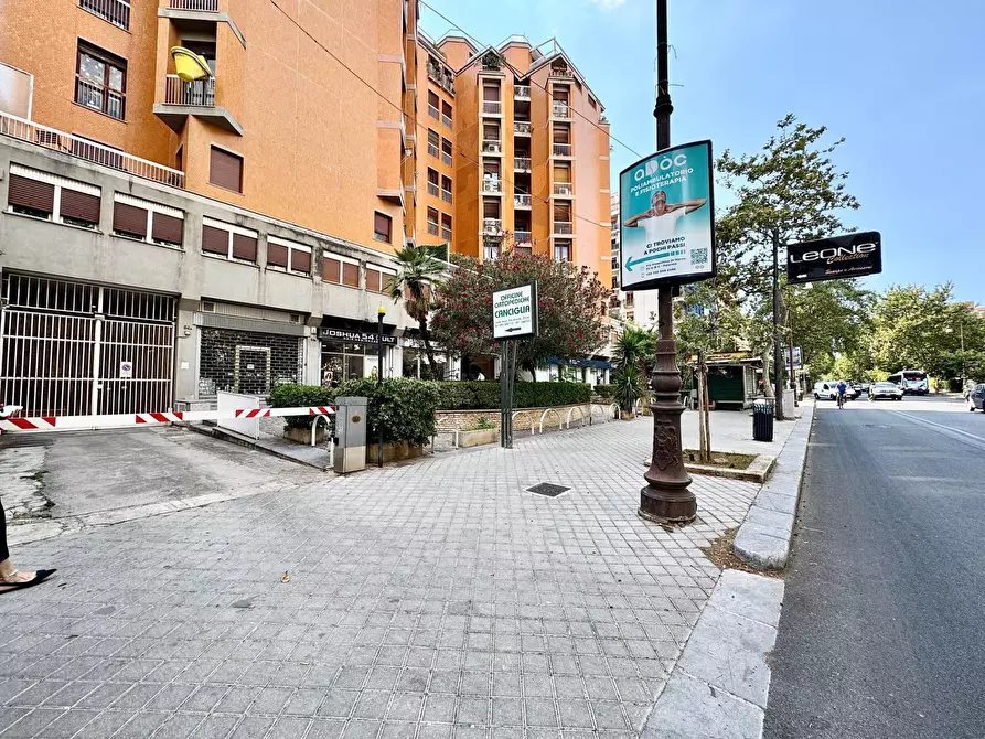 Immagine 4 di Box auto in vendita  in Via Liberta' 54/A a Palermo