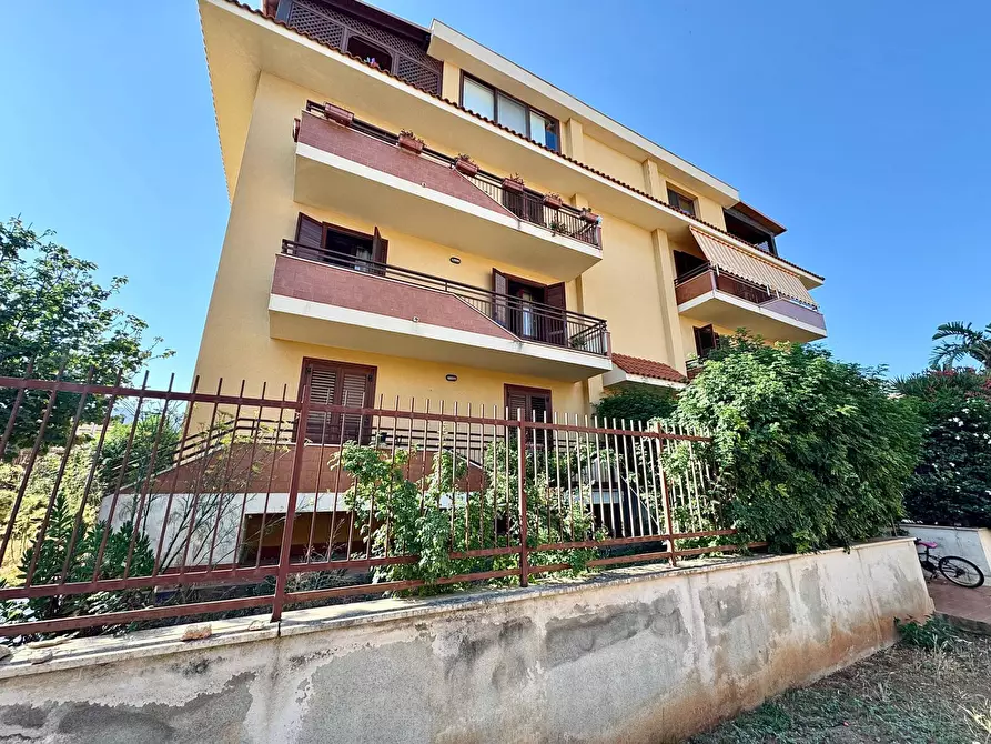 Immagine 17 di Appartamento in vendita  in Via Salvatore Quasimodo 14 a Terrasini