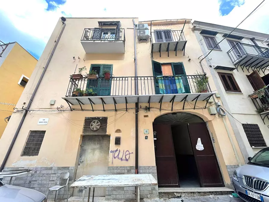 Immagine 1 di Appartamento in vendita  in via Spina Santa 11 a Palermo