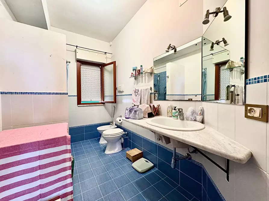 Immagine 16 di Appartamento in vendita  in Via San Benedetto Il Moro 14 a Palermo